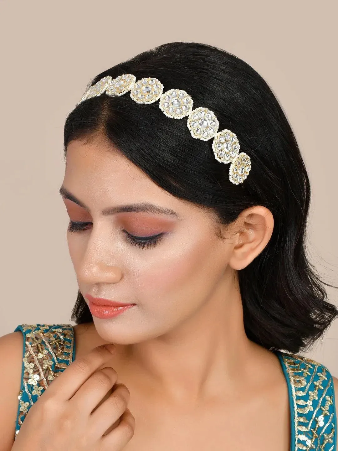 Aimee Barua In Floral Shape Kundan Studded Hair Band