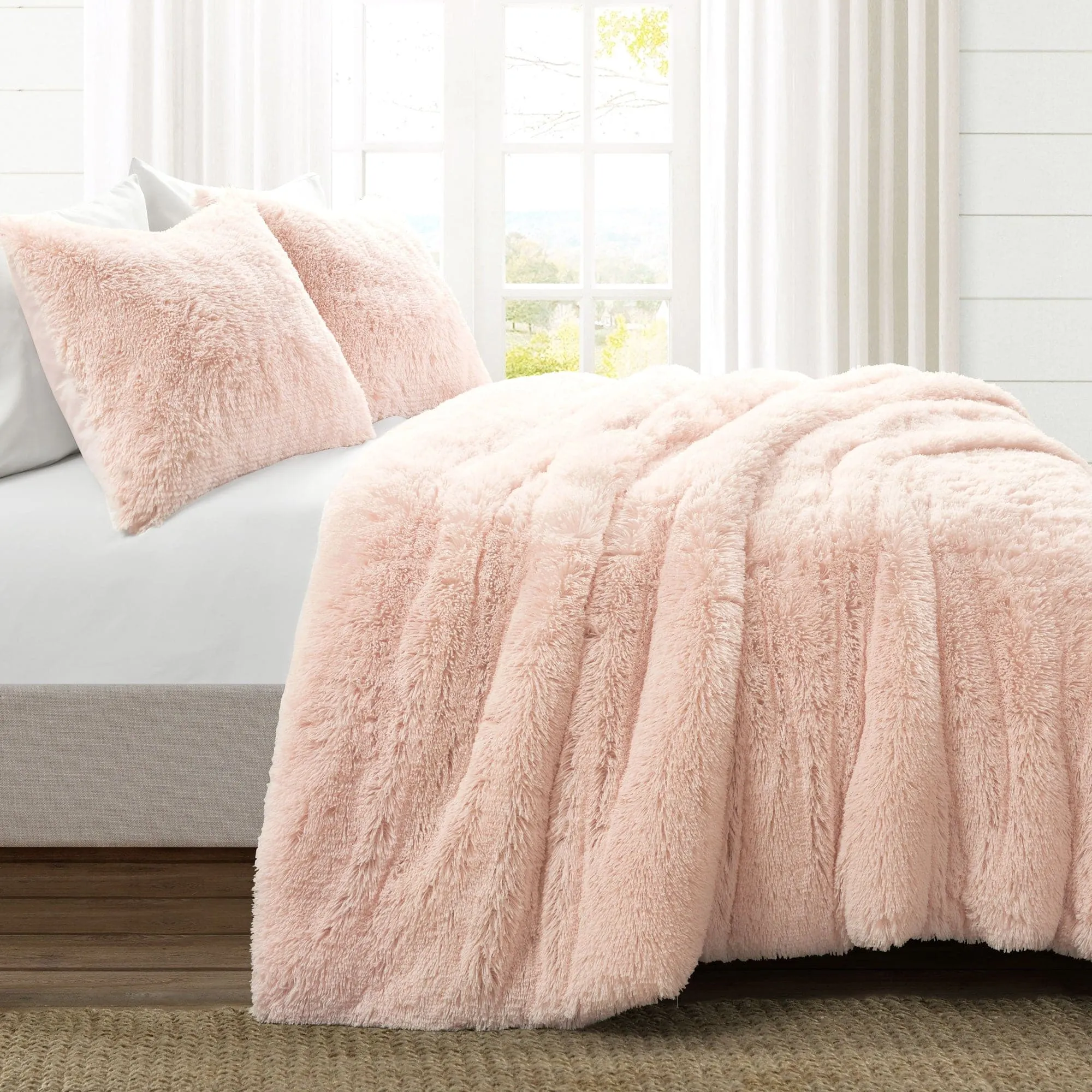 Emma Faux Fur Comforter Set