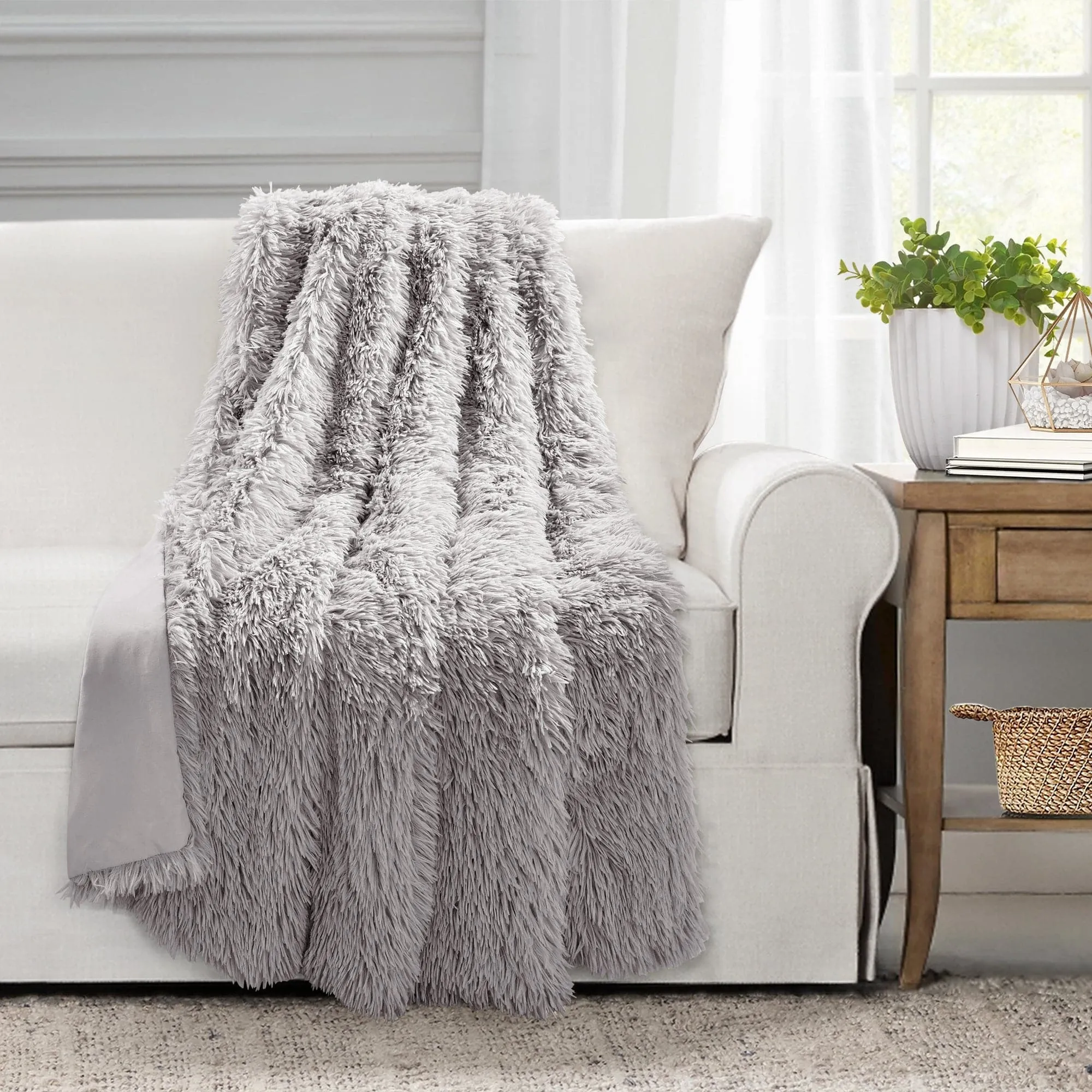 Emma Faux Fur Throw