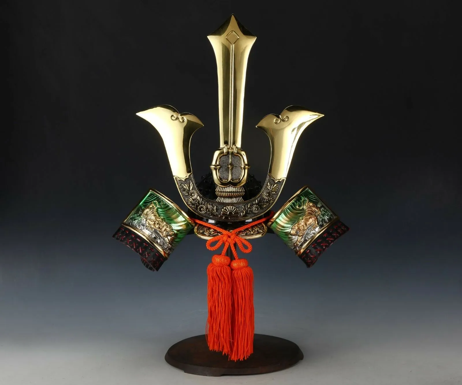 Fabulous Japanese Samurai Helmet -Kusunoki Masashige Kabuto-