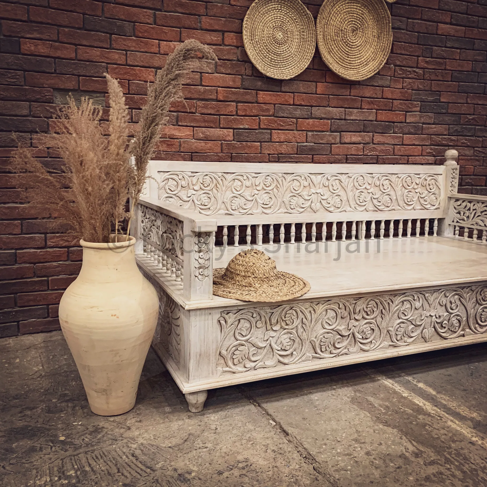 Heavy Carved White Wash Daybed