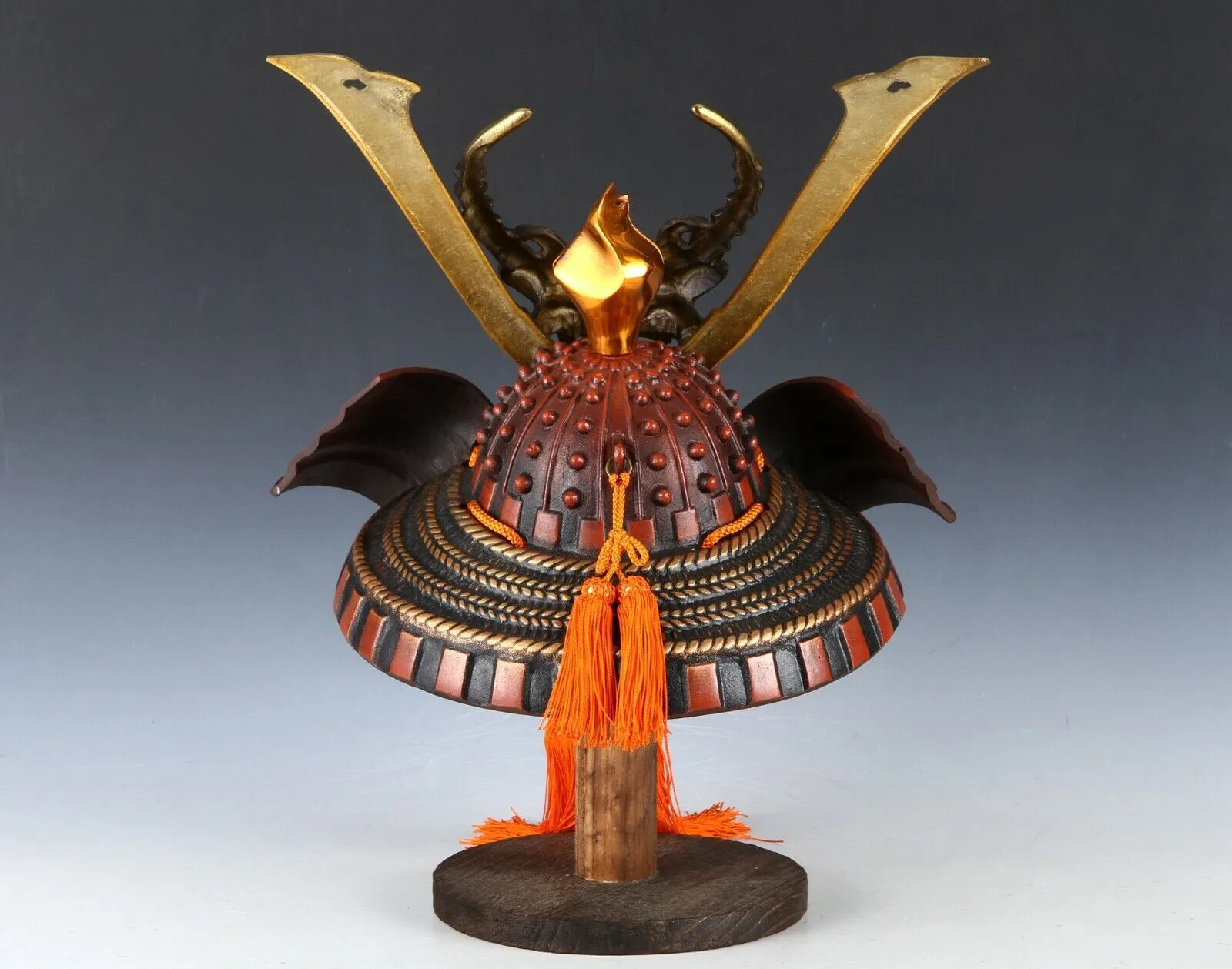 Japanese Samurai Kabuto Helmet -big dragon with a mask- Massive Red Tsushima