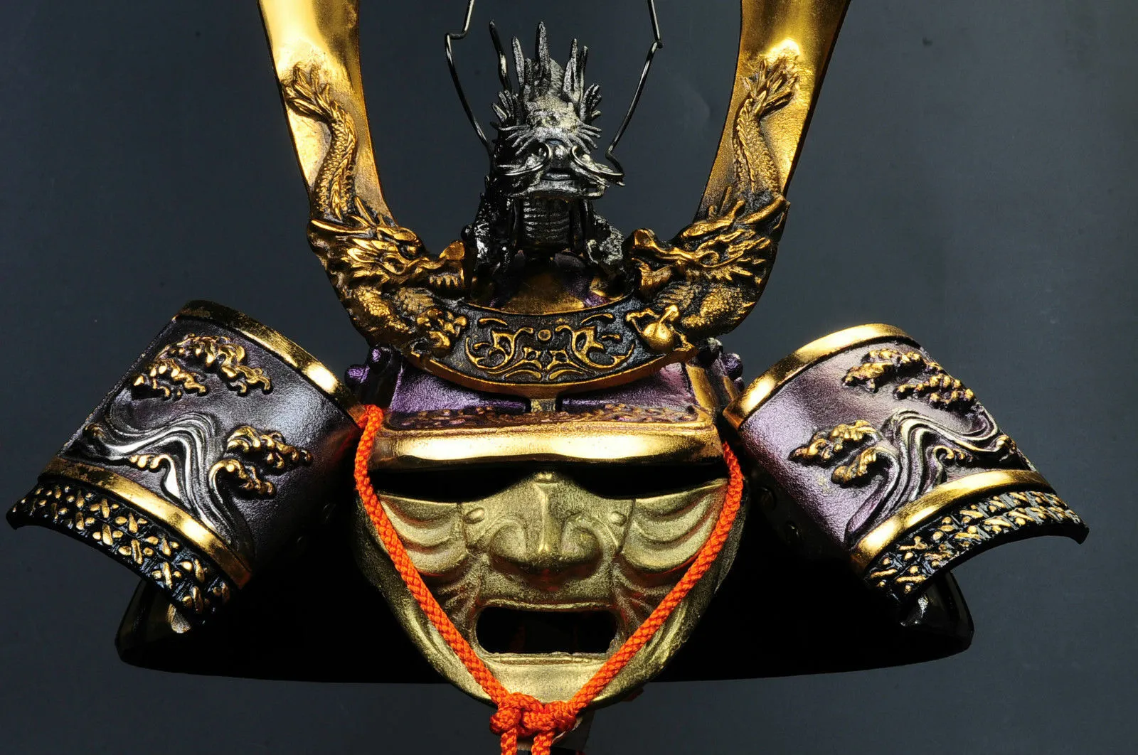 Japanese Samurai Kabuto Helmet -dragon purple helmet with a mask- Genji Tsushima