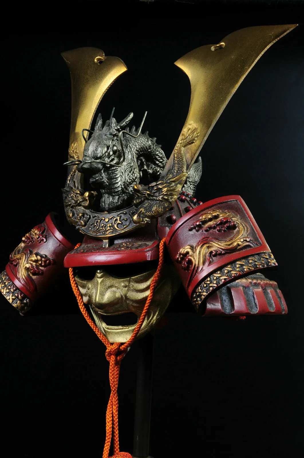 Japanese Samurai Kabuto Helmet -dragon red helmet with a mask- Genji Tsushima