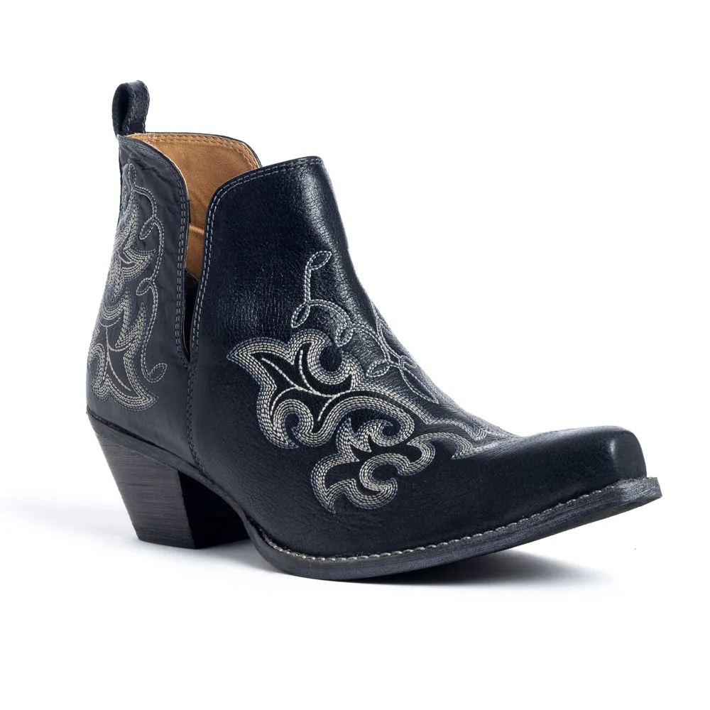 La Ponderosa Booties in Ebony