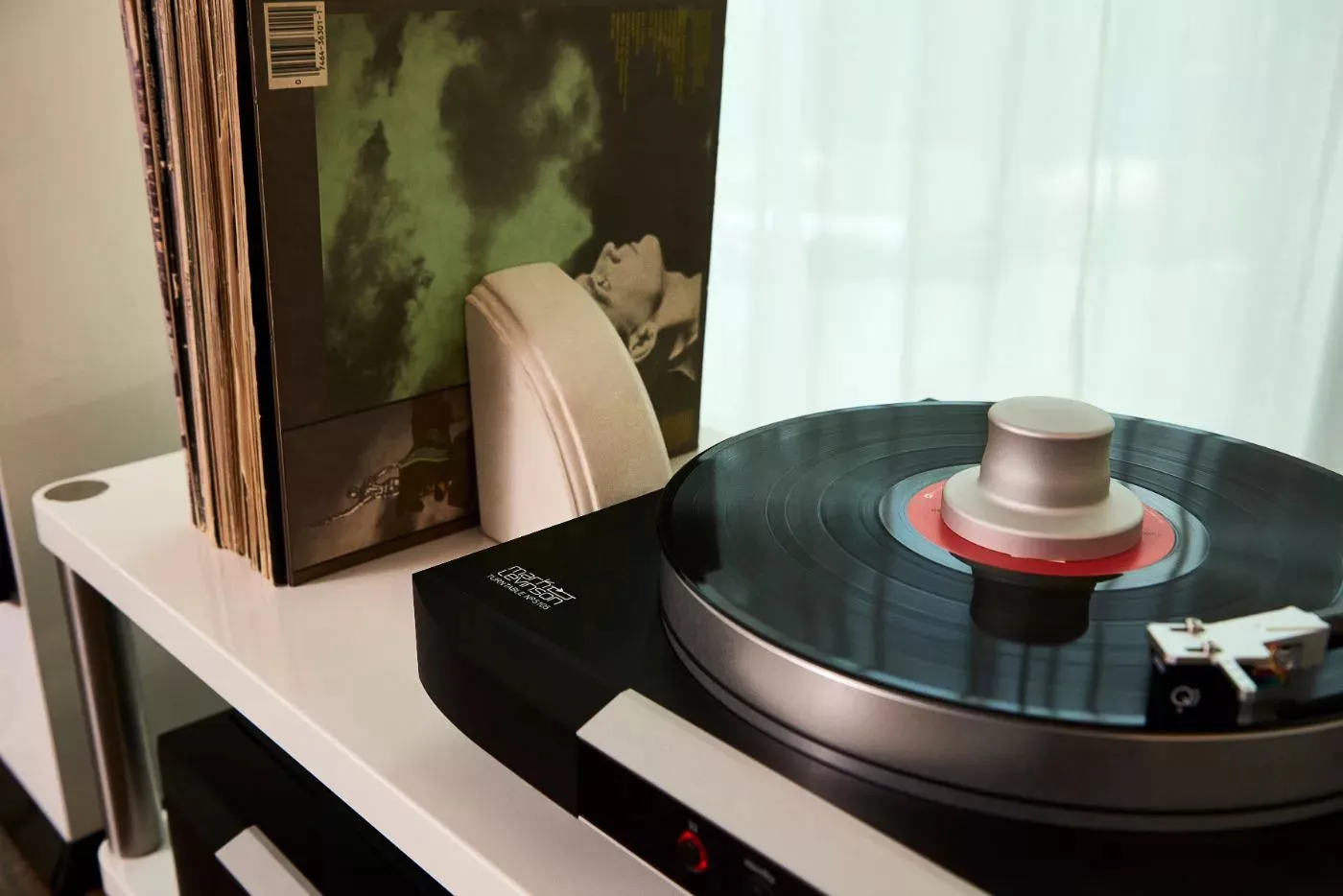 Mark Levinson - No 5105 Turntable OPEN BOX