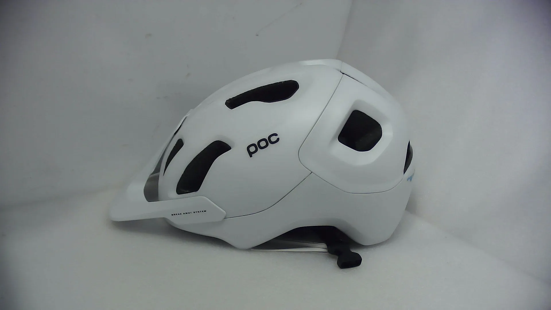 POC Axion Spin (Cpsc) Matt White Medium/Large - Open Box (Without Box)