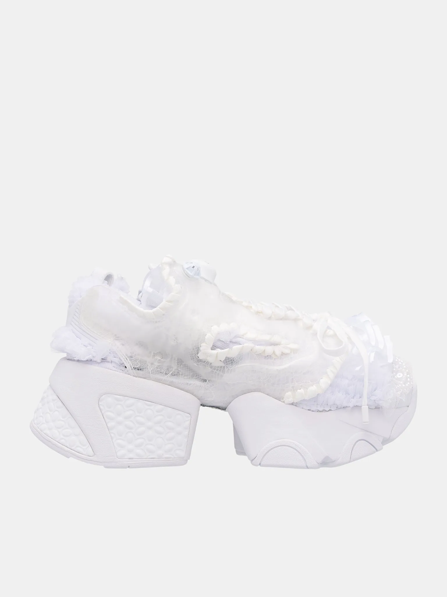 Reebok Instapump Fury Sneakers (3N-K102-051-WHITE)