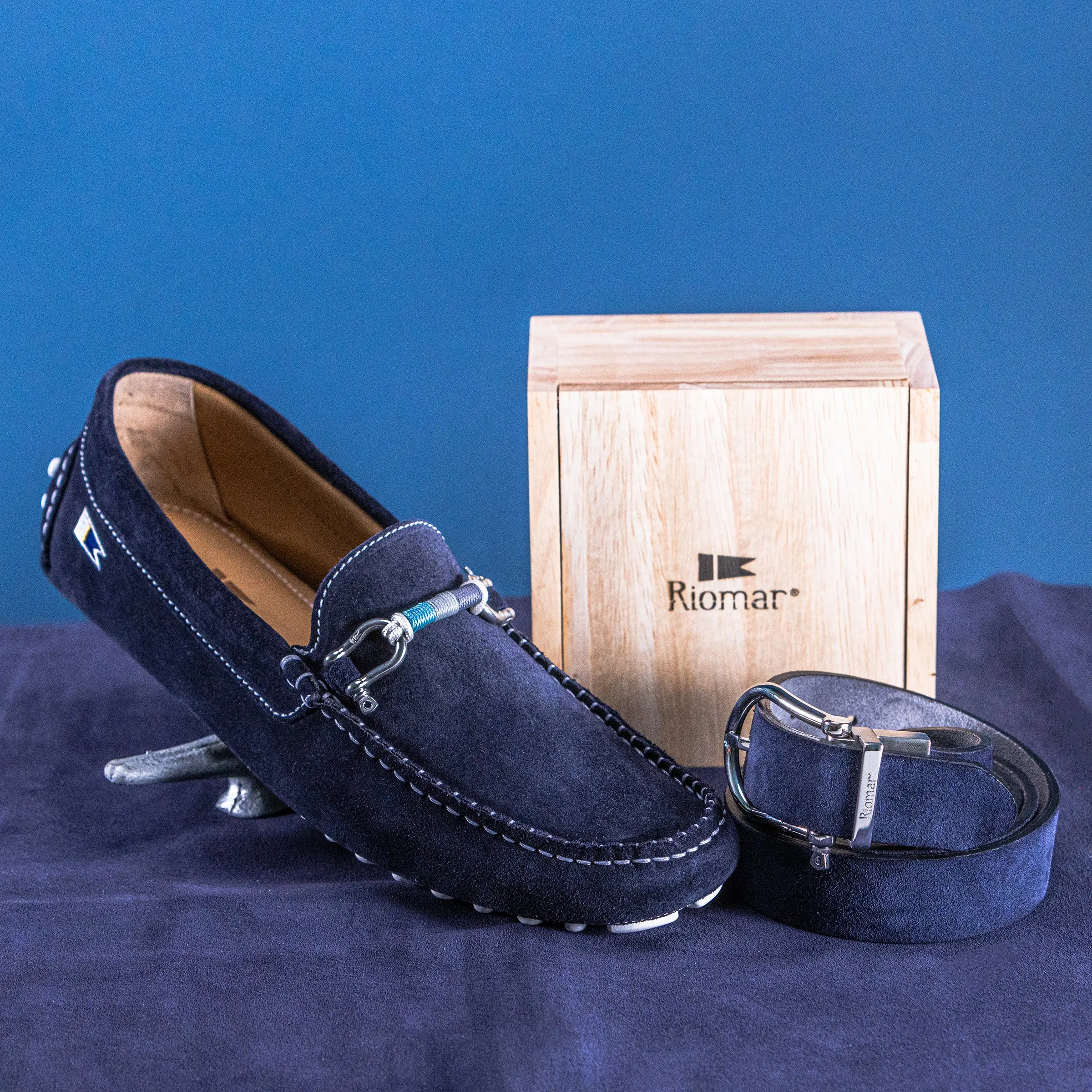 Riomar Reversible Belt: Stingray Grey / Navy Suede