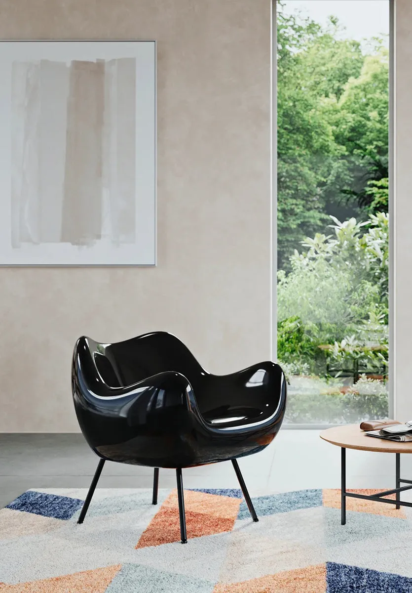 RM58 Glossy Classic Armchair