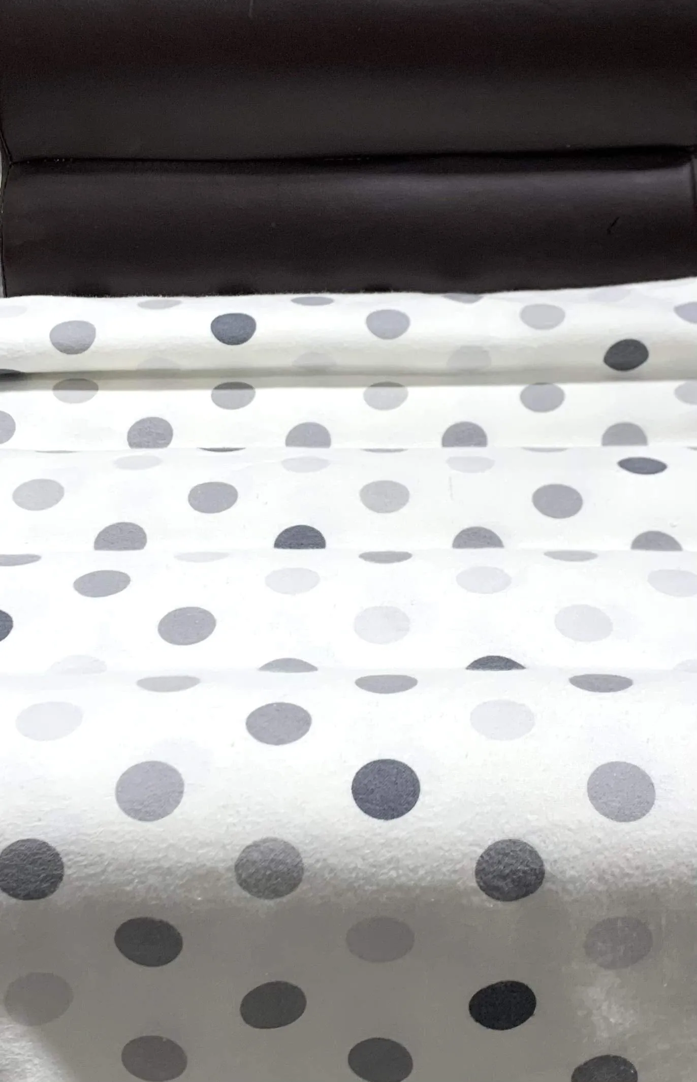 Royal Tradition Heavyweight Flannel, 100-Percent Cotton King 4PC Bed Sheets Set, Polka Dots Print, 170 GSM