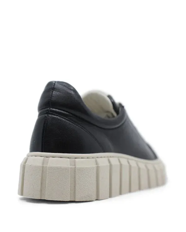 Satine Sneaker