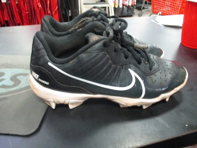 Used Nike Diamond Youth 3.5  Cleats