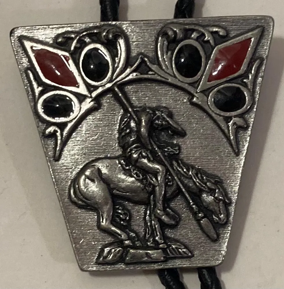 Vintage 1994 Metal Bolo Tie, Nice Cowboy End of the Trail Design, Nice Design, 1 3/4" x 1 3/4", Quality, Heavy Duty, Made in USA, Country